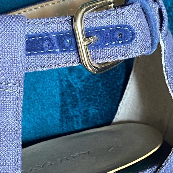 Ann Taylor Slate Blue Linen Wedges - Picture 2 of 7